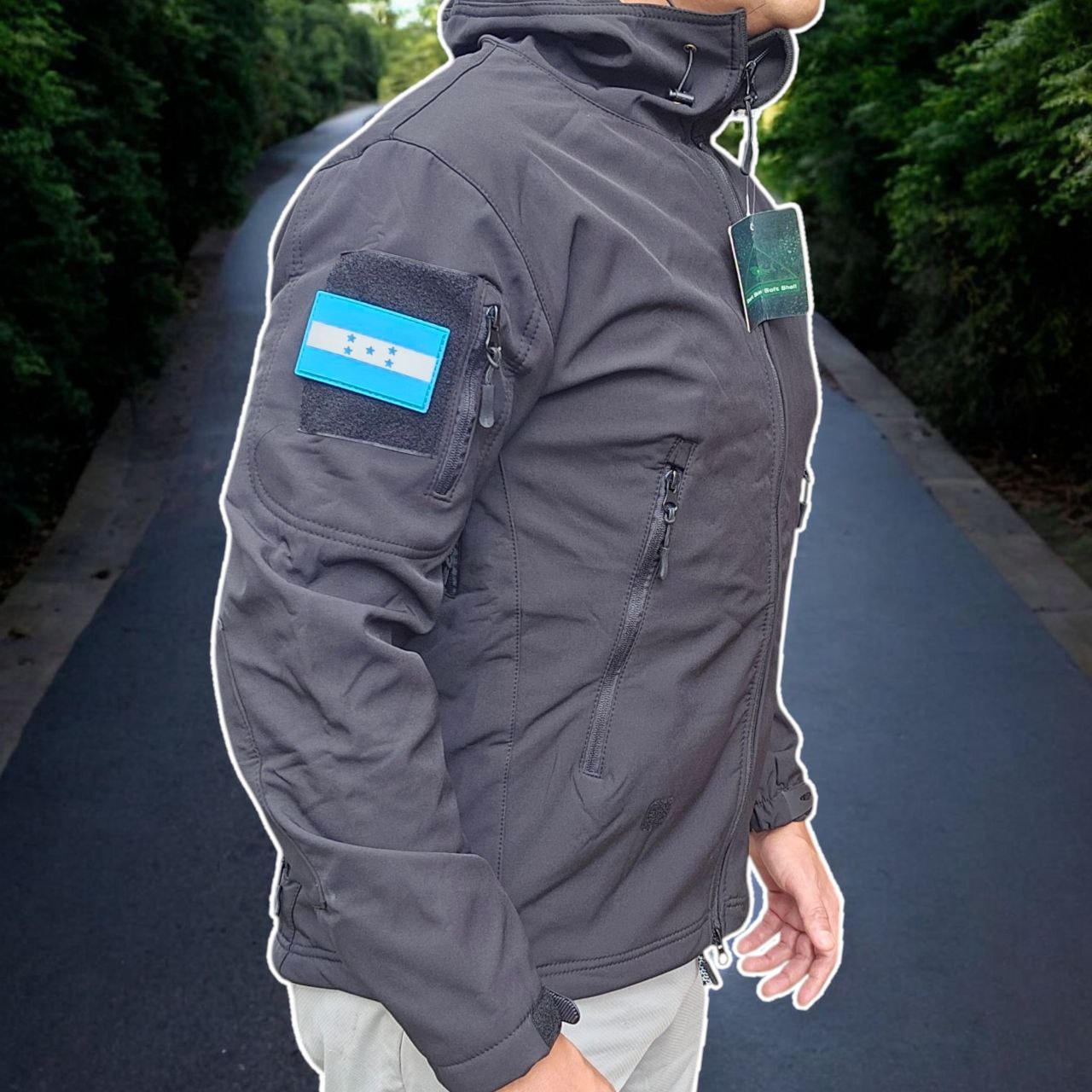 CHUMPA CAZADORA TACTICA DEPORTIVA IMPERMEABLE