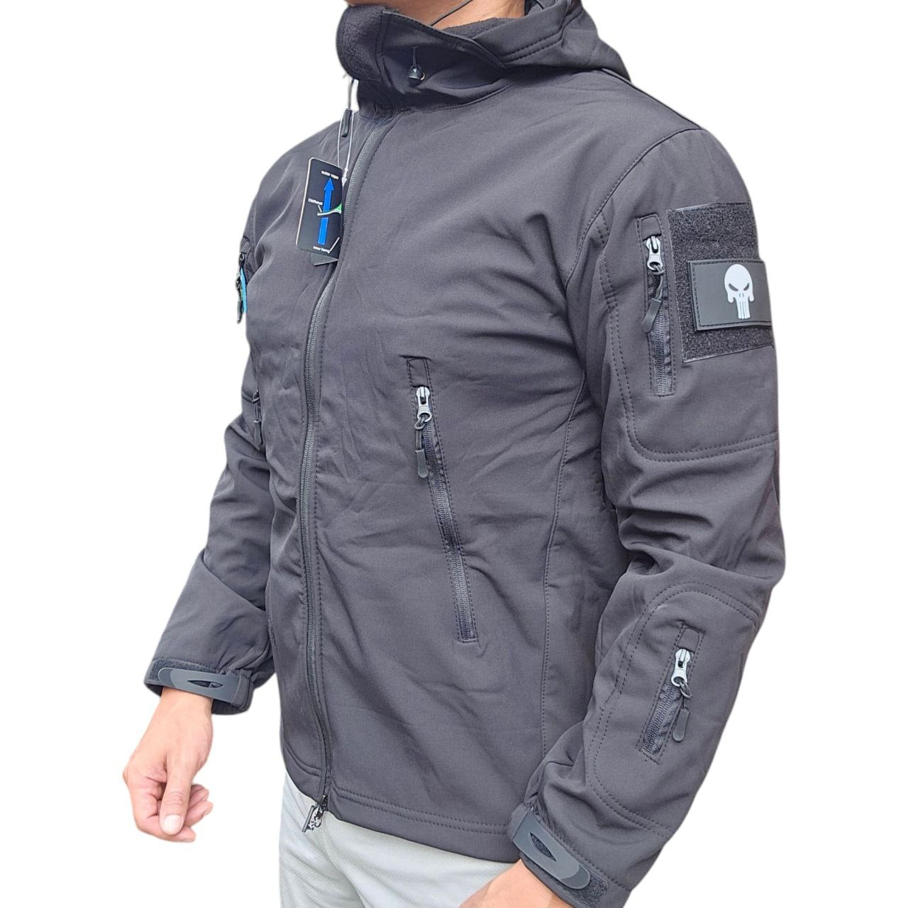 CHUMPA CAZADORA TACTICA DEPORTIVA IMPERMEABLE