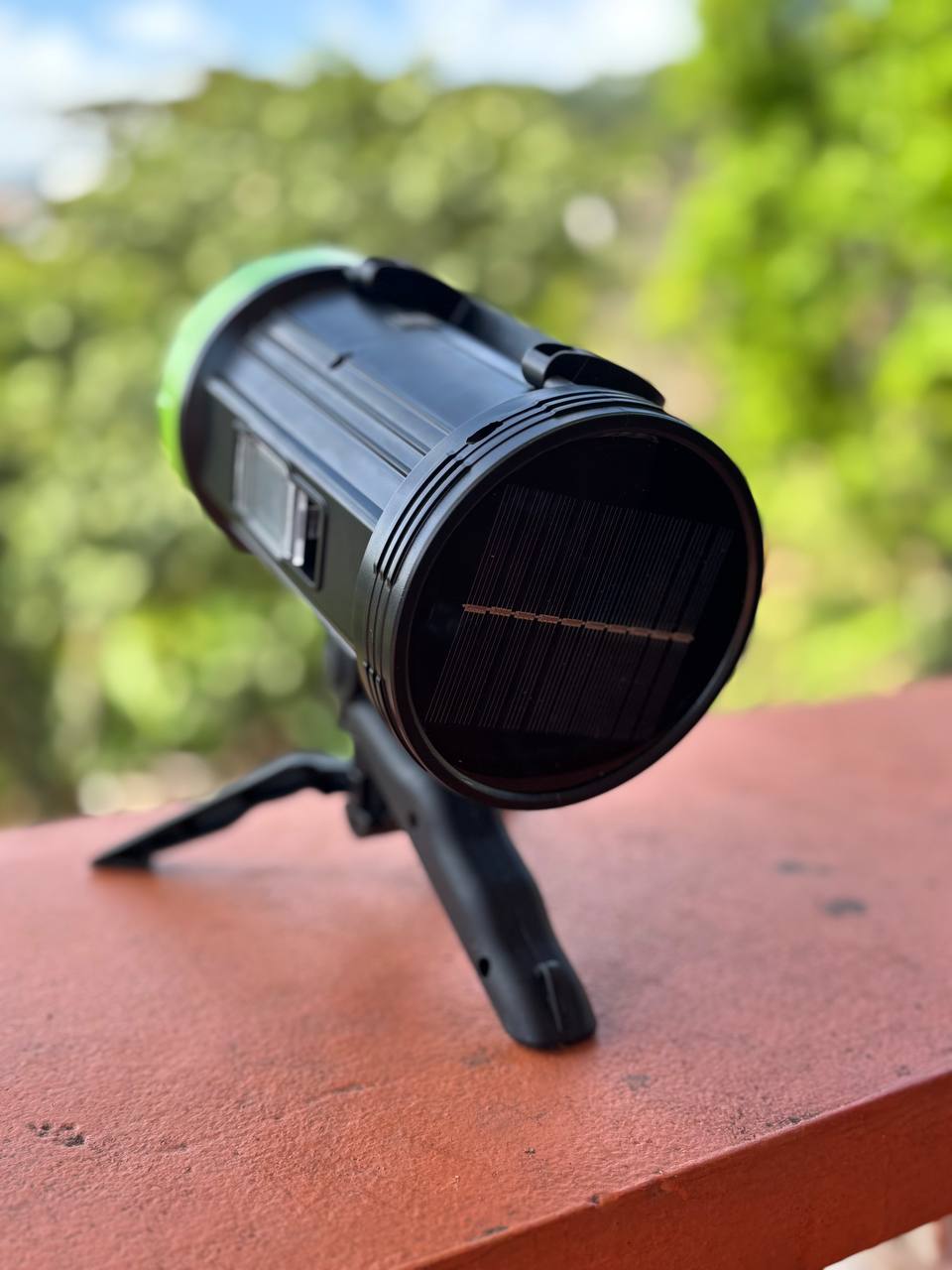 REFLECTOR/LINTERNA DE PATRULLAJE CON TRIPODE MANOS LIBRES DESMONTABLE/SOLAR RECARGABLE