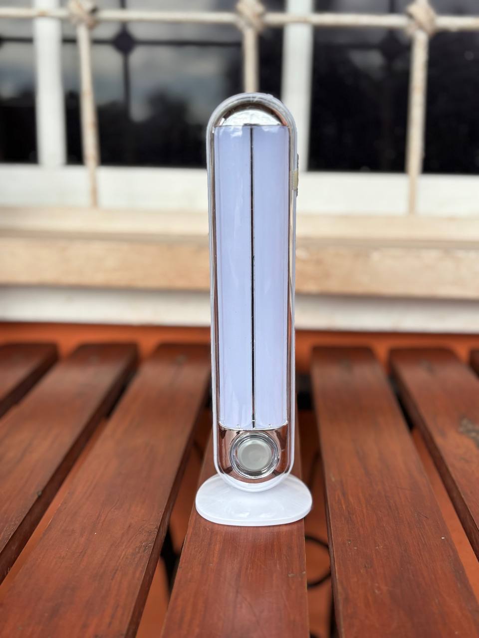LÁMPARA DE EMERGENCIA RECARGABLE LED Y COLGANTE