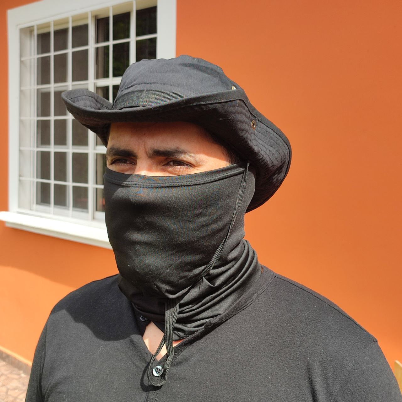 SET NECK GAITER + SOMBRERO SAFARI