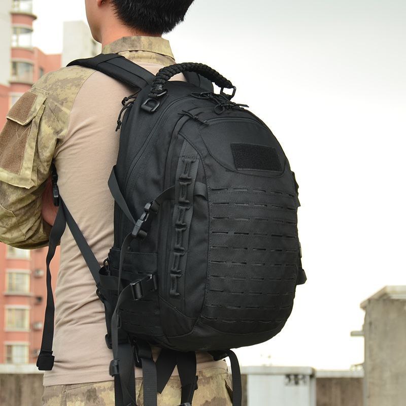 MOCHILA TACTICO DEPORTIVA EGG DRAGON LASER CUT 55 Litros