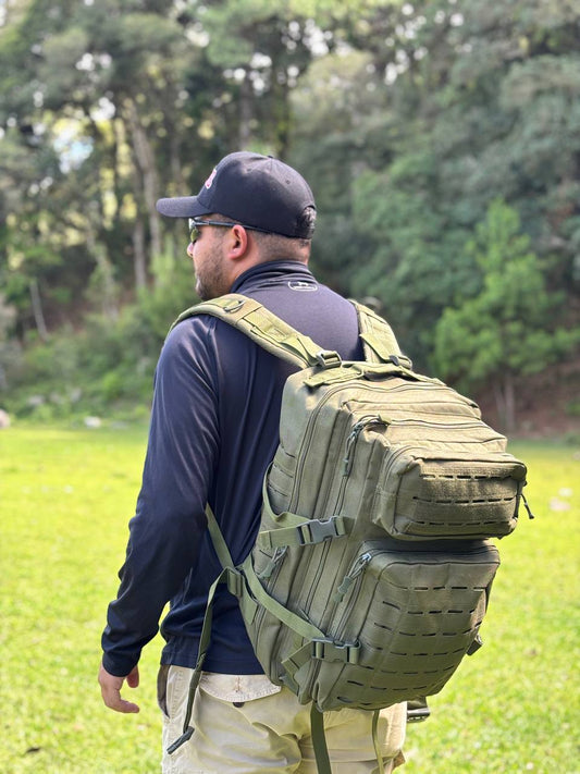 MOCHILA TACTICA GRANDE EXPASIBLE LASER CUT 50 LITROS IMPERMEABLE USO TREKKING, SENDERISMO, MILITAR