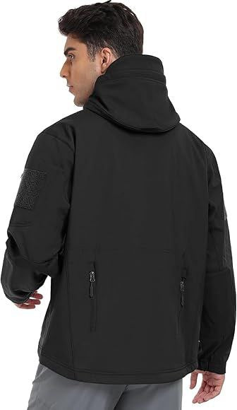 CHUMPA CAZADORA TACTICA DEPORTIVA IMPERMEABLE